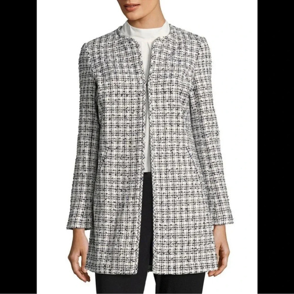 Karl Lagerfeld Blue Open Front Tweed
TopperJacket size small - Picture 4 of 12
